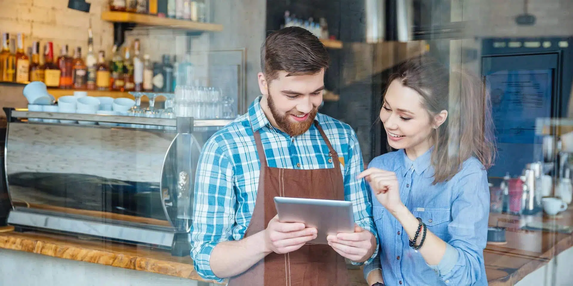 restaurant employees using technology to predict demand
