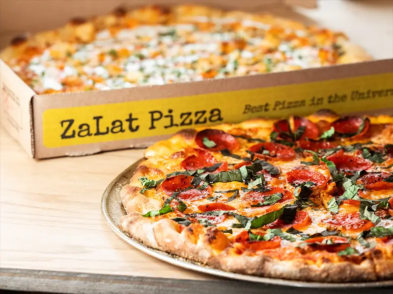 Zalat Pizza box and pizzas